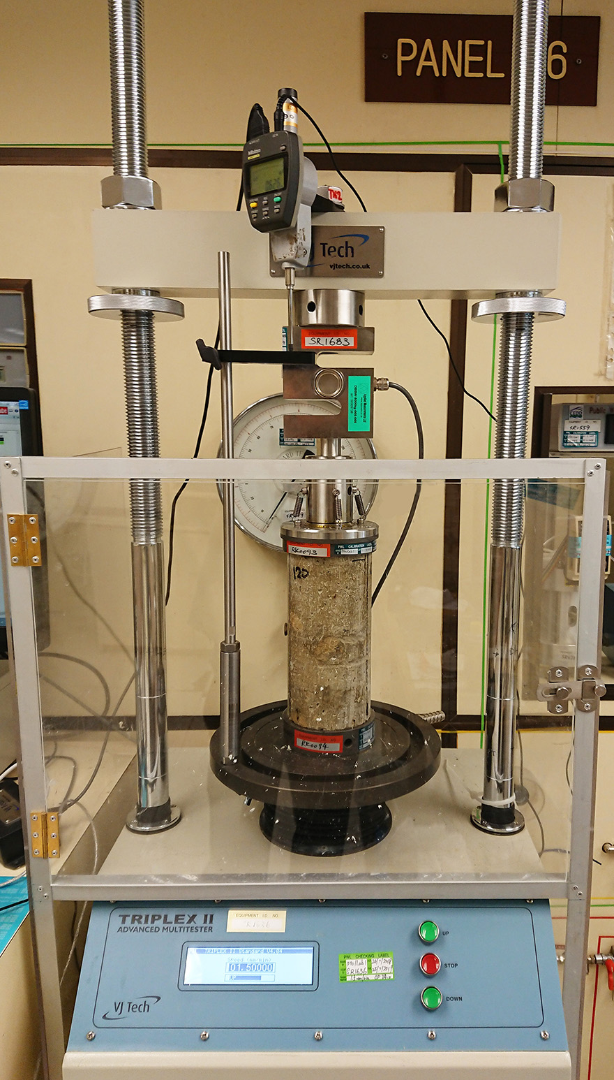 Unconfined Compressive Strength Test on Cement Stabilised Soil Cores
